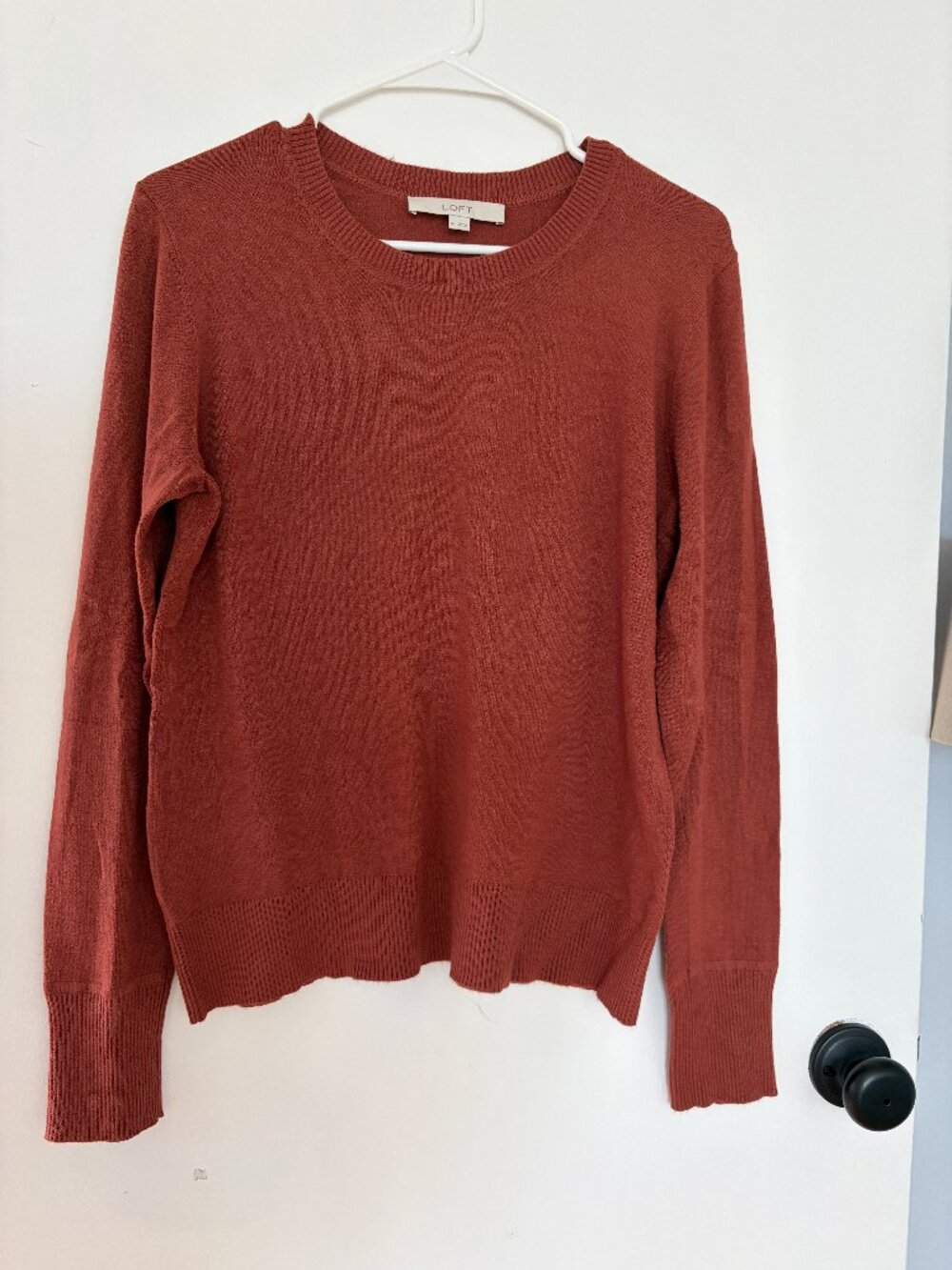 LOFT Crewneck Sweater - M